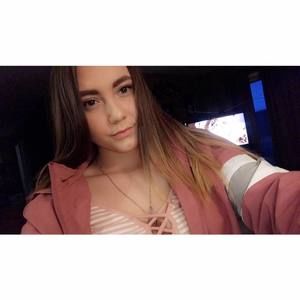 Meet your Posher, Hailey